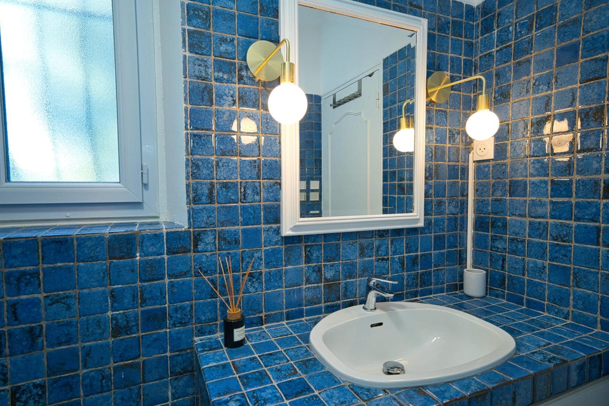 06q - Beautiful Provencal With Swimming Pool Holiday home Biot